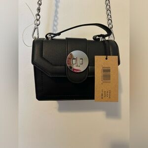 Elegant Black Steve Madden Crossbody Bag